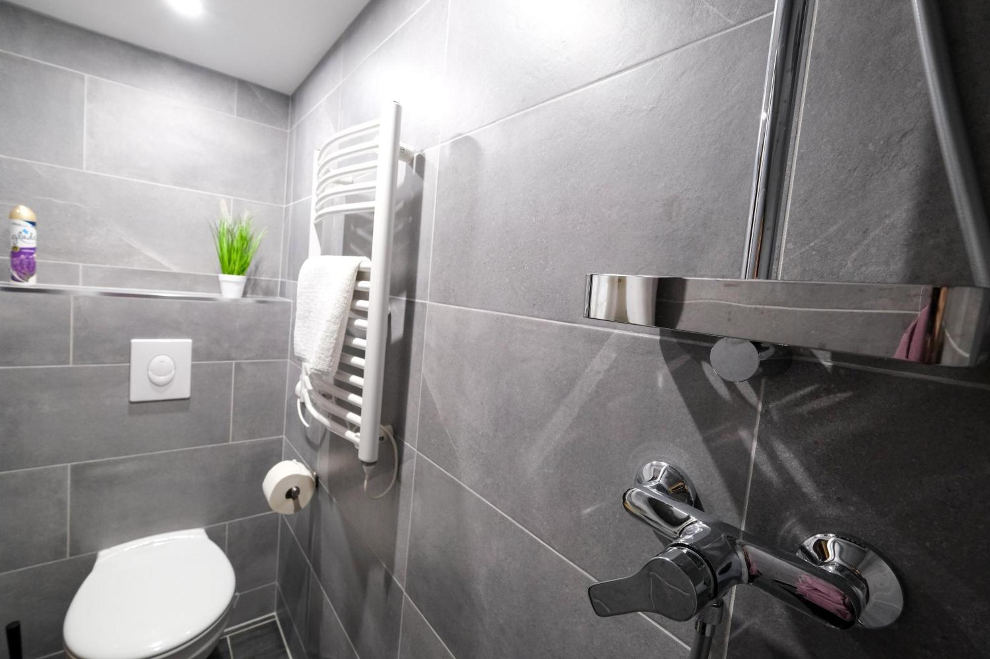 Haus Simona Apartment เมาราค ภายนอก รูปภาพ