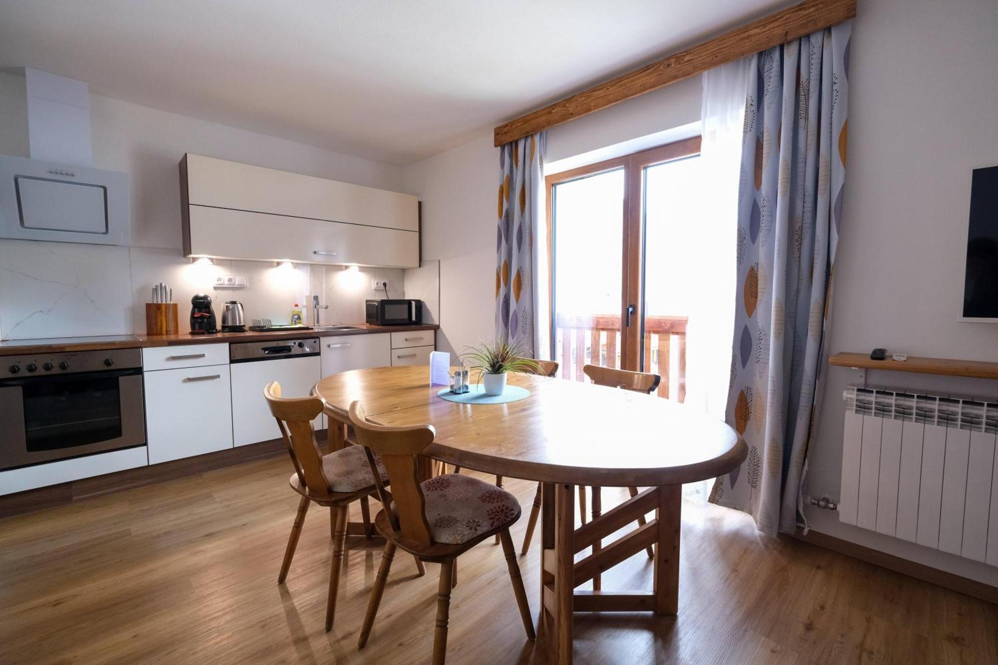 Haus Simona Apartment เมาราค ภายนอก รูปภาพ